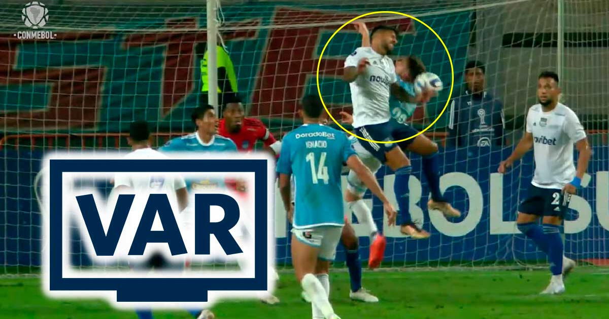 Audios del VAR revelaron por qué no cobraron un aparente penal para Sporting Cristal