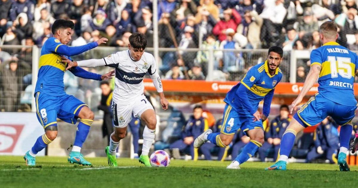 Con el regreso de Advíncula, Boca Juniors venció 3-1 a Gimnasia por la Liga Profesional