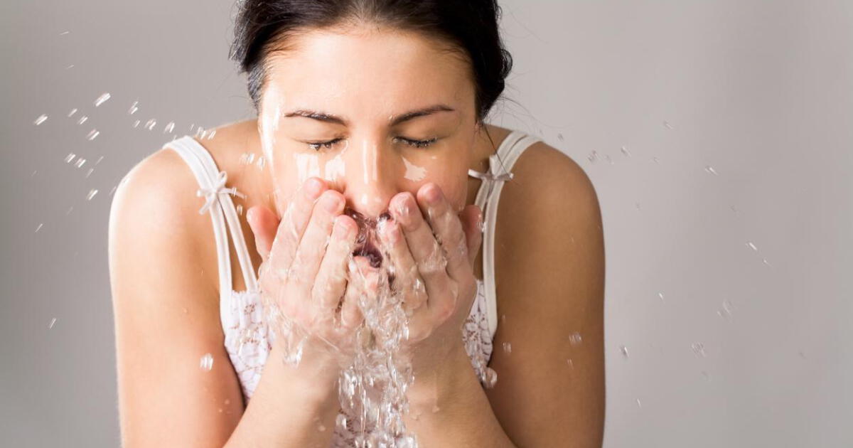 ¿Cuándo es bueno lavarse el rostro con agua fría o caliente? La verdad que debes saber