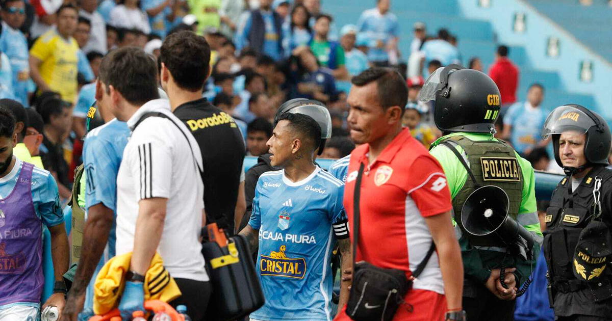 Sporting Cristal: La tensa discusión de Yotún con hinchas pese a ir ganando el partido