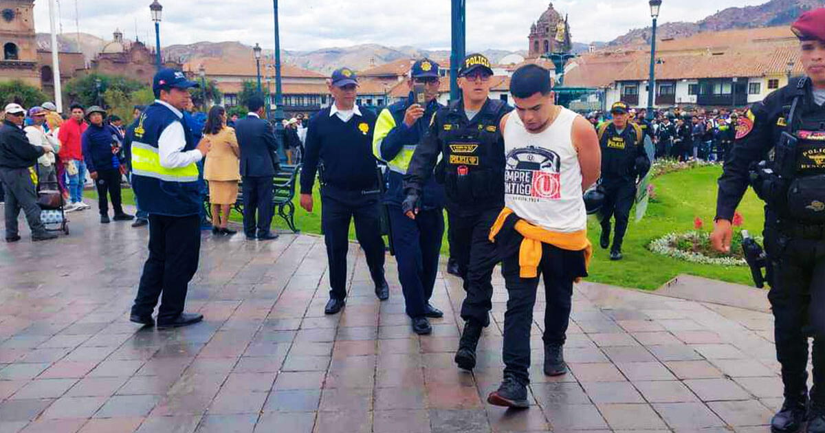 Barristas de Universitario fueron intervenidos por la PNP previo al partido contra Cusco FC
