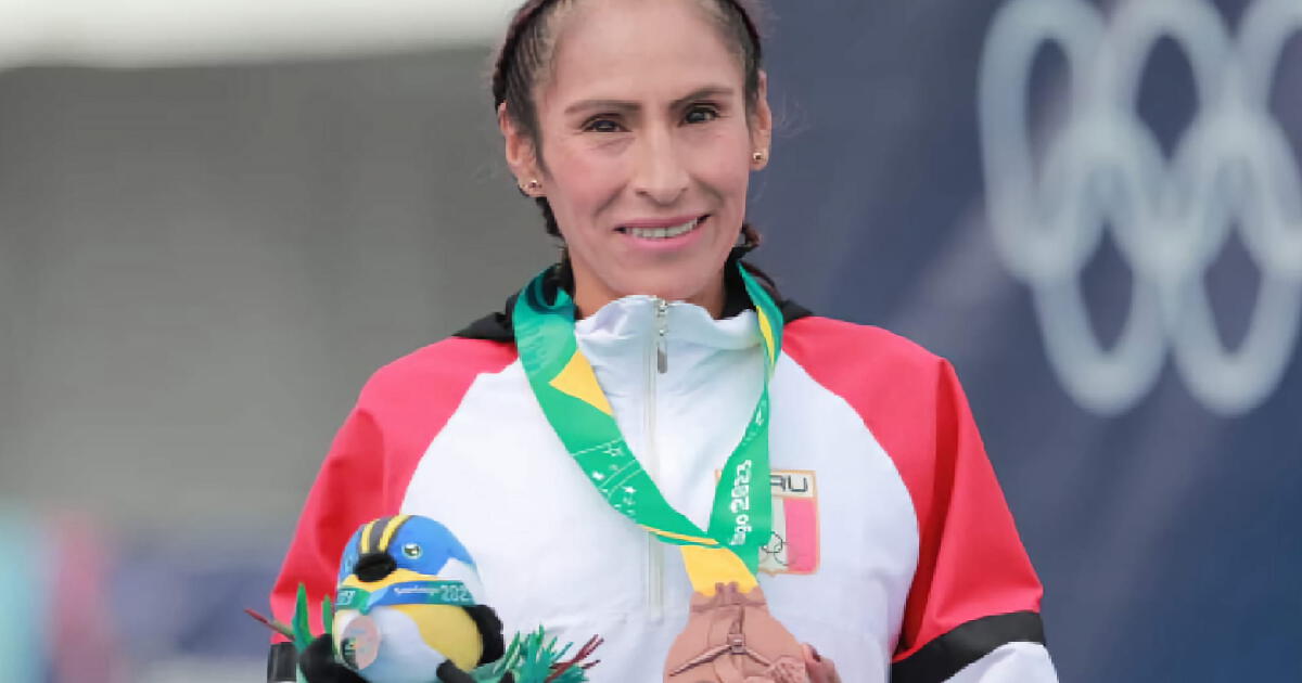 Gladys Tejeda al Perú: 