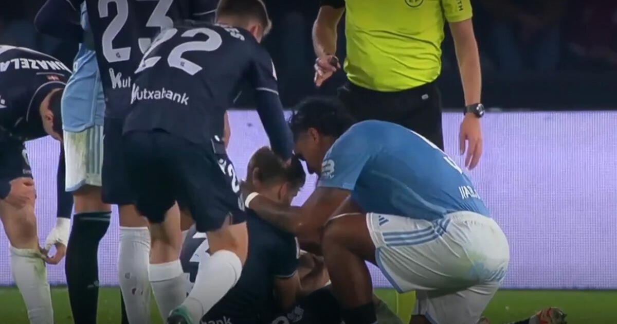 Tapia olvidó partido de Celta vs Real Sociedad y consoló a Aihen Muñoz por terrible lesión