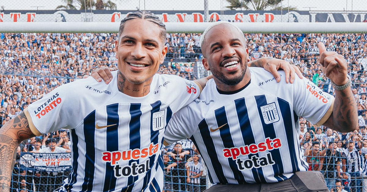 Paolo Guerrero y Jefferson Farfán protagonizan emotiva postal junto a la hinchada de Alianza Lima