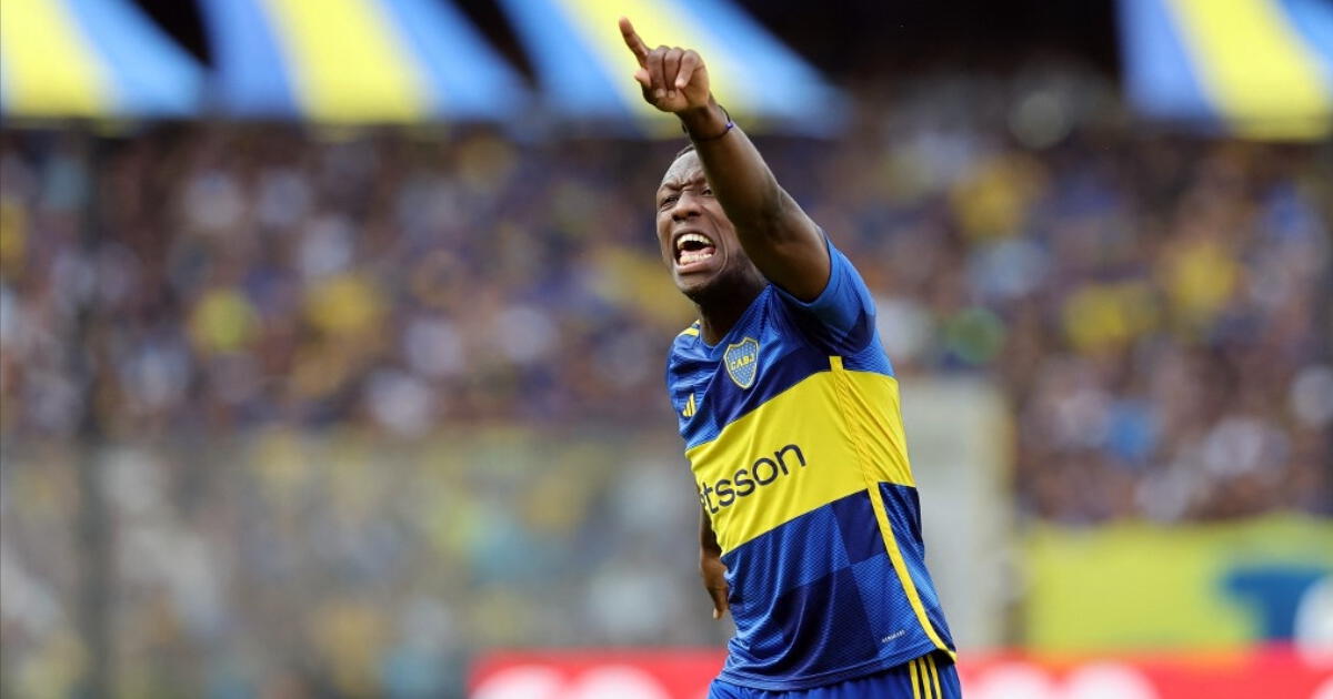 DT interino de Boca SORPRENDE a Luis Advíncula antes de SUMARSE a la selección peruana