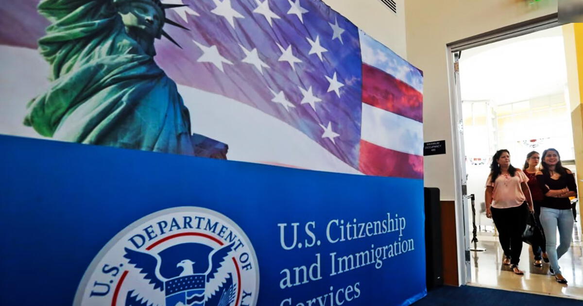 MALAS NOTICIAS, inmigrantes: USCIS anuncia NUEVA REGLA que afectará tu estatus en EE.UU.