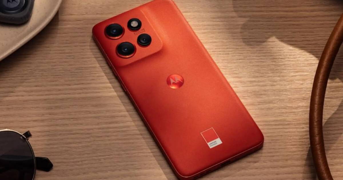 Este Motorola supera en todo al iPhone 16: pantalla OLED, gran memoria para gamers y triple cámara de 50MP