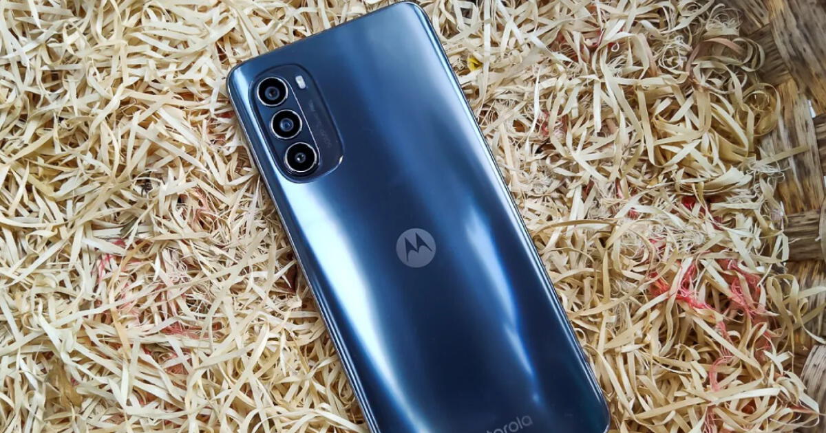 Este Motorola tiene batería potente y carga en minutos: 1 TB de almacenamiento, carga rápida y precio bajo