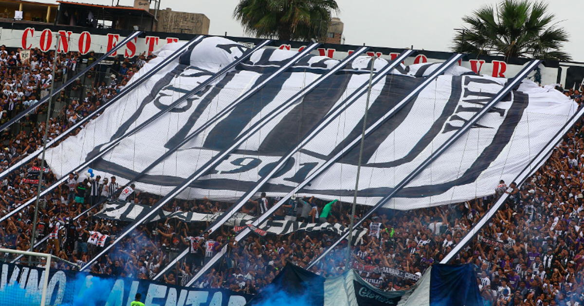 Jugó en el fútbol español y no dudó en expresar su amor por Alianza Lima: 