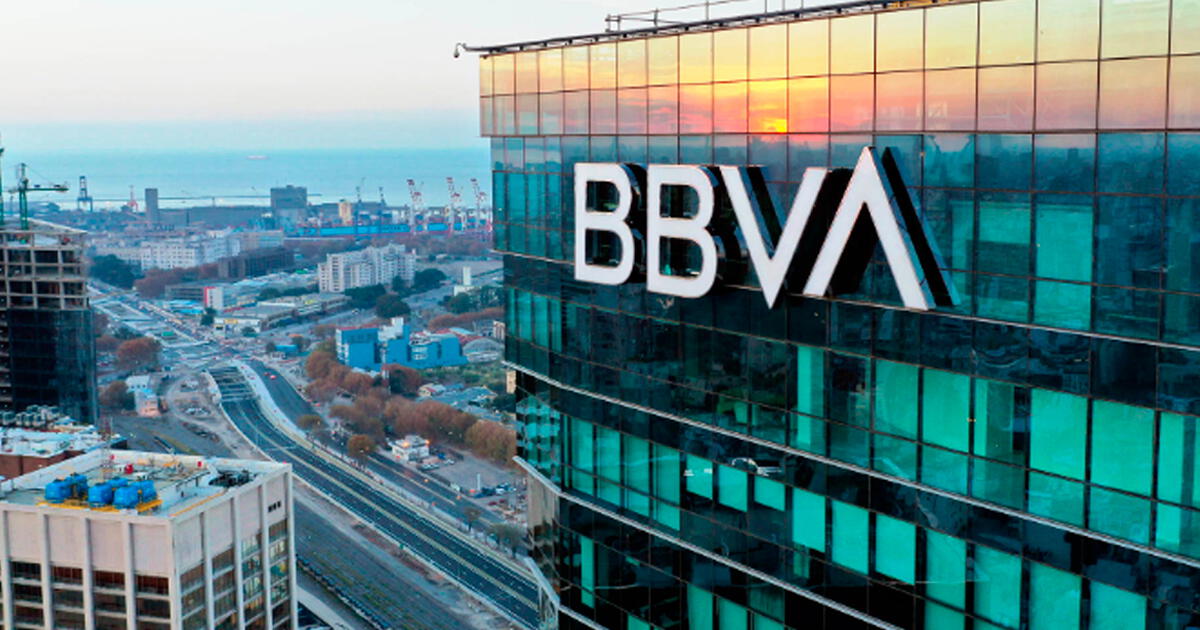 BBVA lanza ADVERTENCIA tras la llegada al PODER de Trump: esto pasará con su negocio en este país