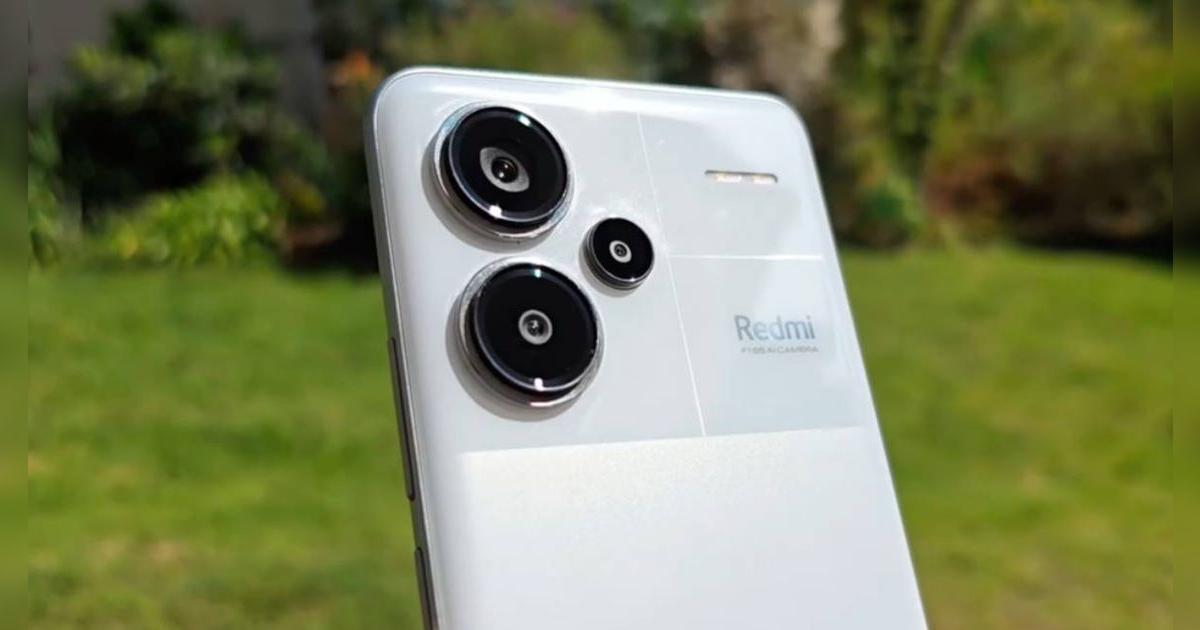 Este Xiaomi de gama alta NO tiene rival alguno y es BARATO: 12GB de RAM, 512GB de memoria y triple cámara 200MP