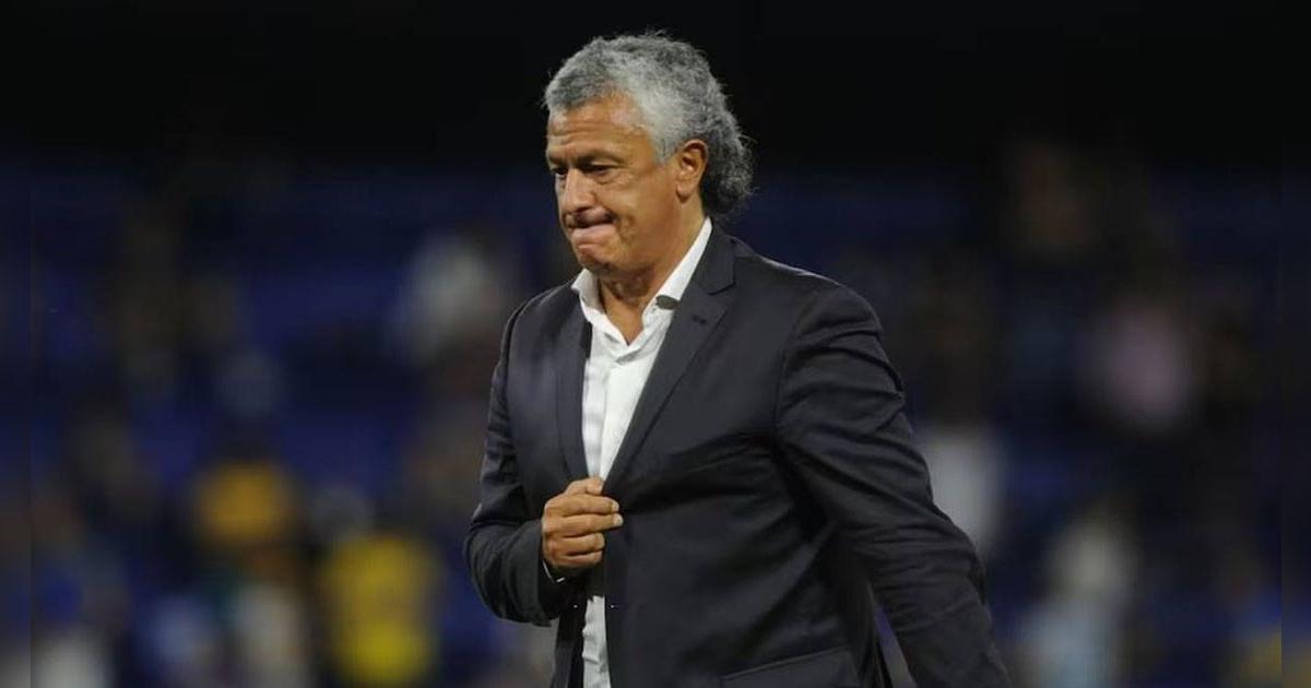 Hinchas de Alianza Lima exigen despido de Néstor Gorosito: 