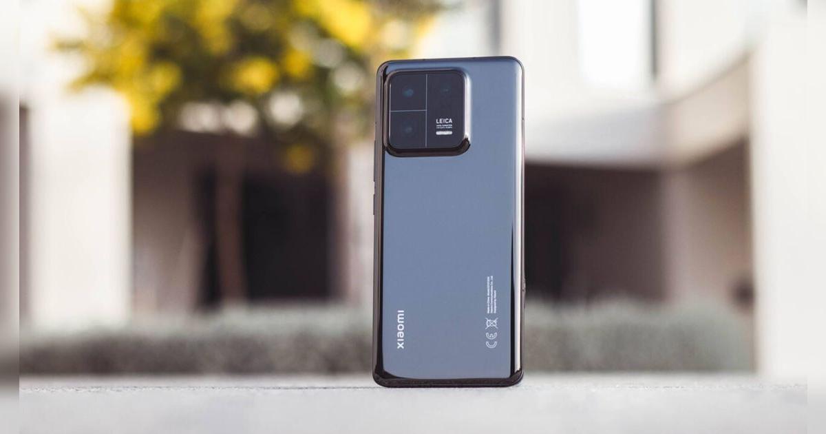 Ni Samsung ni Motorola tienen un equipo tan potente y barato como este Xiaomi: 12GB RAM, Snapdragon, triple cámara LEICA de 50MP