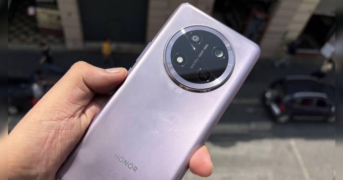 ¿Por qué comprar el Galaxy A55 si este Honor es más barato y tiene batería INFINITA, 512GB de ROM y resistencia al agua?