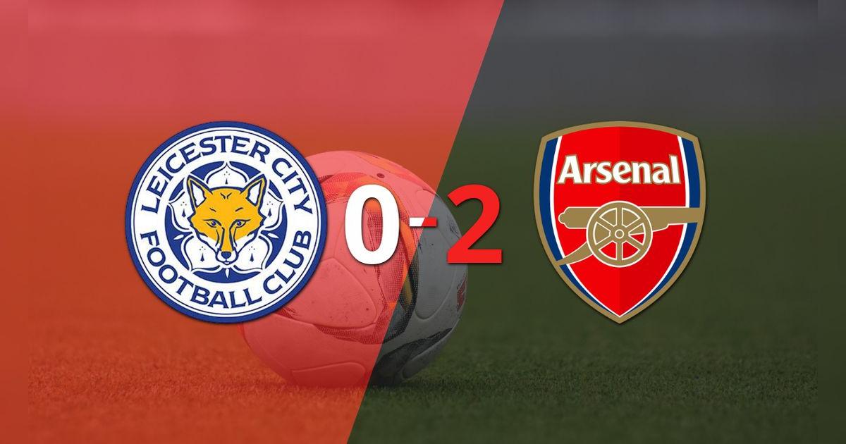 Mikel Merino sentenció el triunfo de Arsenal ante Leicester City con doblete