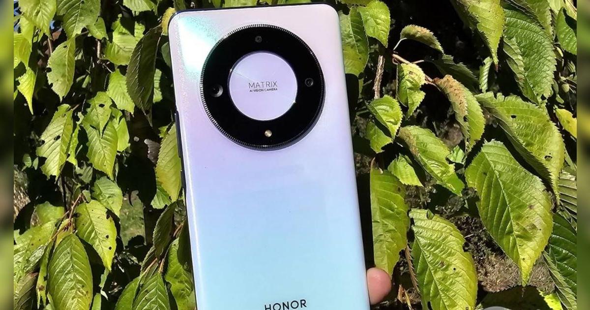 El celular anticaídas y con la mejor cámara que ni Samsung ni Motorola pueden igualar: su precio te sorprenderá