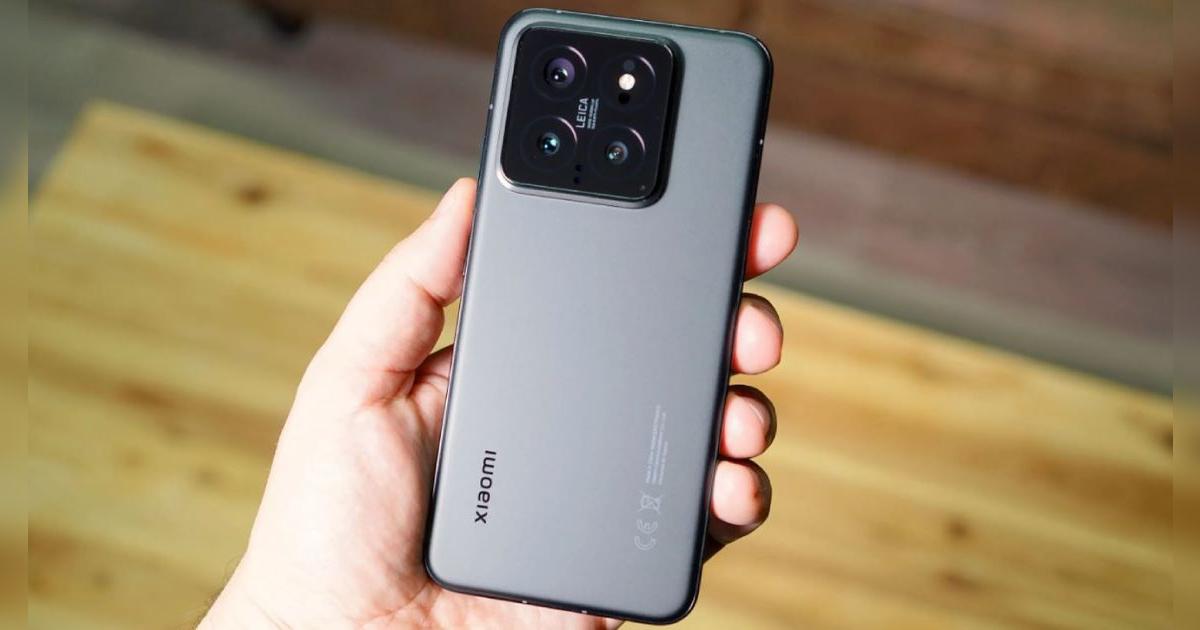 Tiene cámara profesional y es más barato que el Samsung S25 Ultra: procesador PREMIUM y gran memoria RAM