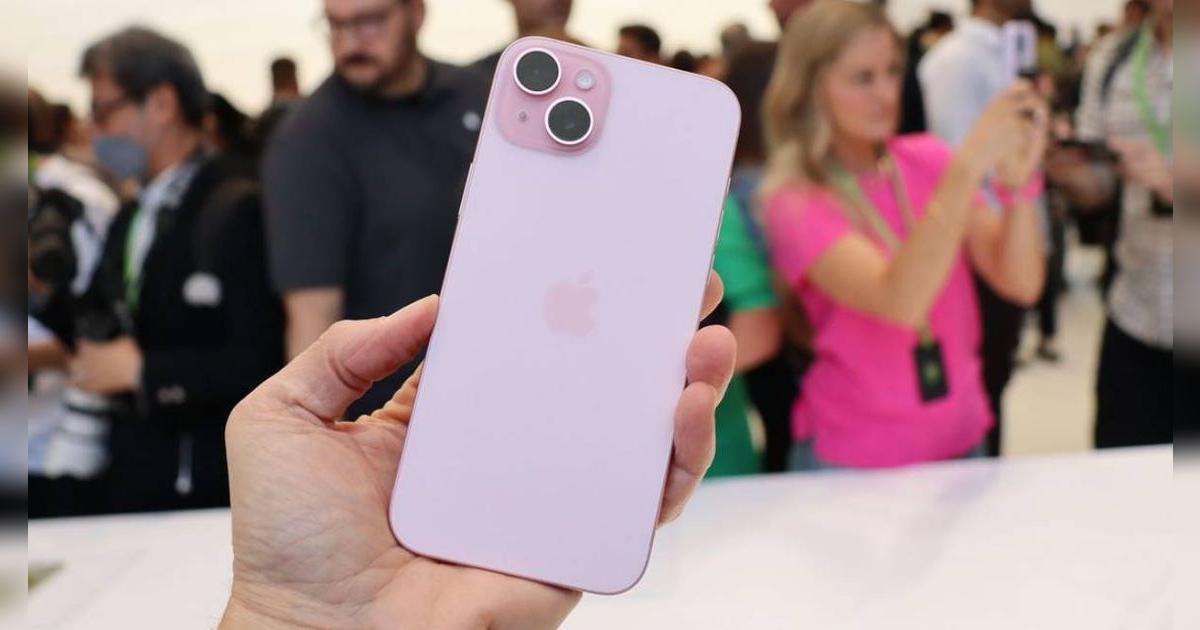 Este iPhone con cámara de 48MP fue el teléfono más vendido del mundo en 2024 y su precio ha bajado al mínimo