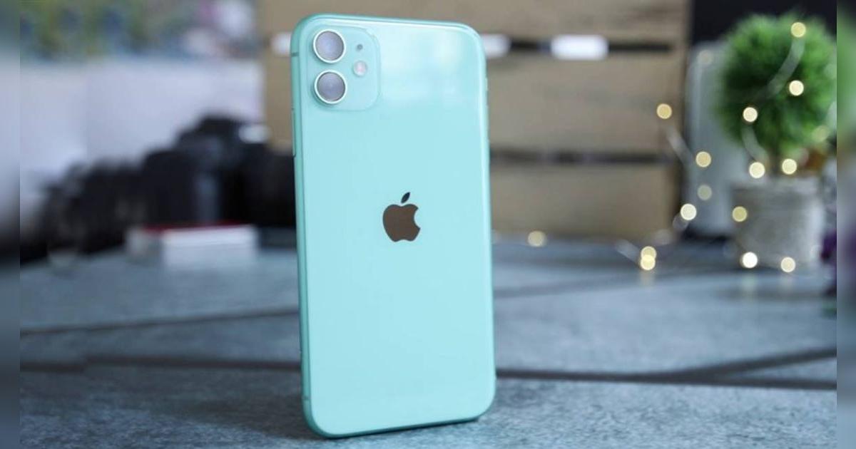 Este iPhone antiguo tiene precio de gama baja y es más potente que el Galaxy A55: la mejor compra del 2025