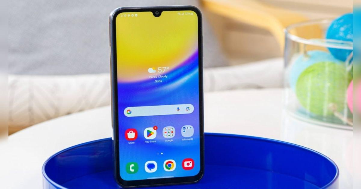 Este Samsung cuesta menos y deja en ridículo al iPhone 16e: pantalla de 90Hz, triple cámara y batería de 5000mAh