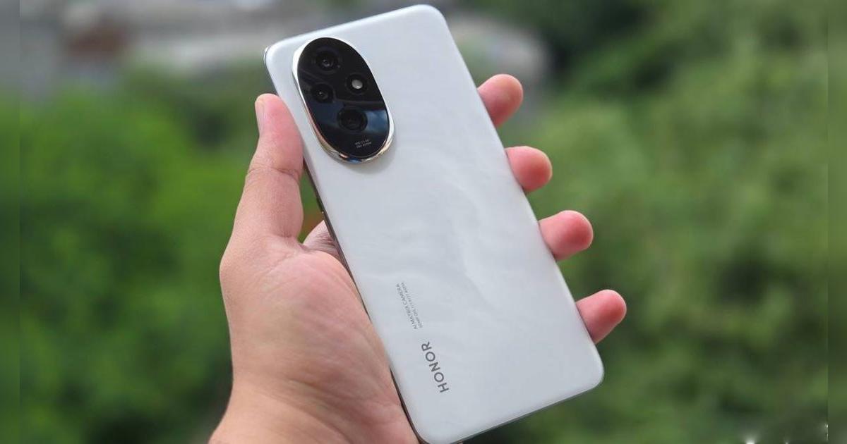 Si creías que el Galaxy A55 es el mejor gama media, no conoces este HONOR con 512GB, triple cámara 4K y carga de 100W