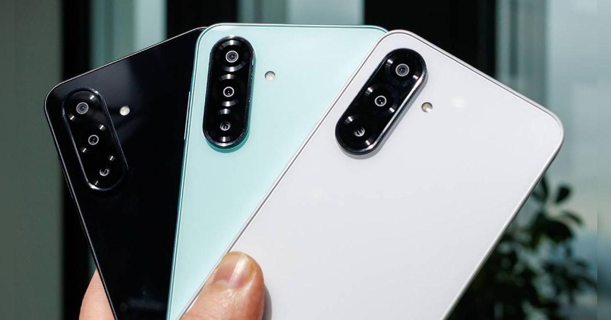 Este teléfono BARATO de Samsung humilla al iPhone 16e con sus cámaras con IA, procesador GAMER y batería de 5000 mAh