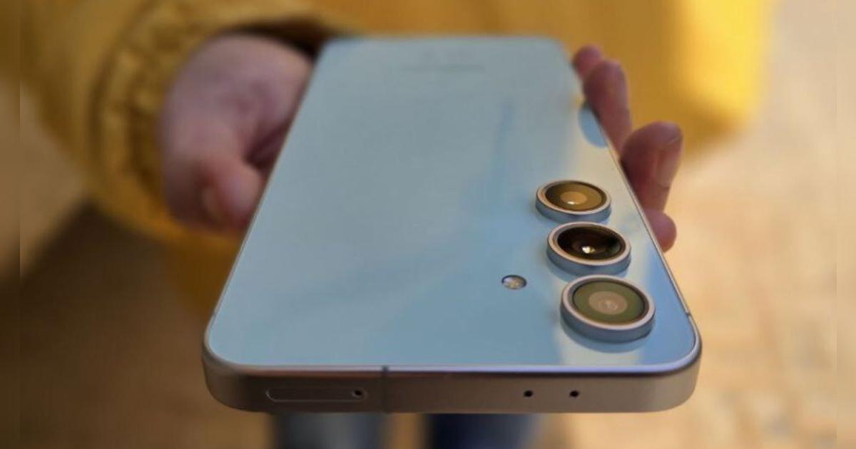 El gama alta barato de Samsung que destronó al Xiaomi 14T: tiene IA, pantalla de 120Hz y memoria de 512GB