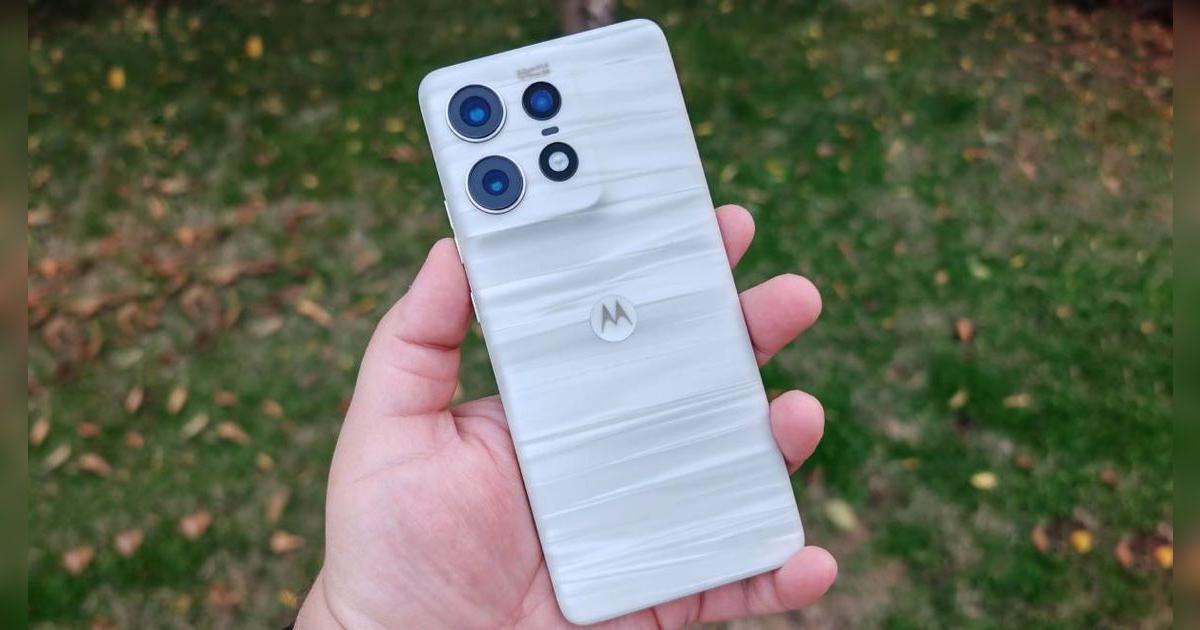 Este Motorola es tan potente como un iPhone 16 Pro y es barato: 12GB de RAM, 512GB de ROM y carga 125W