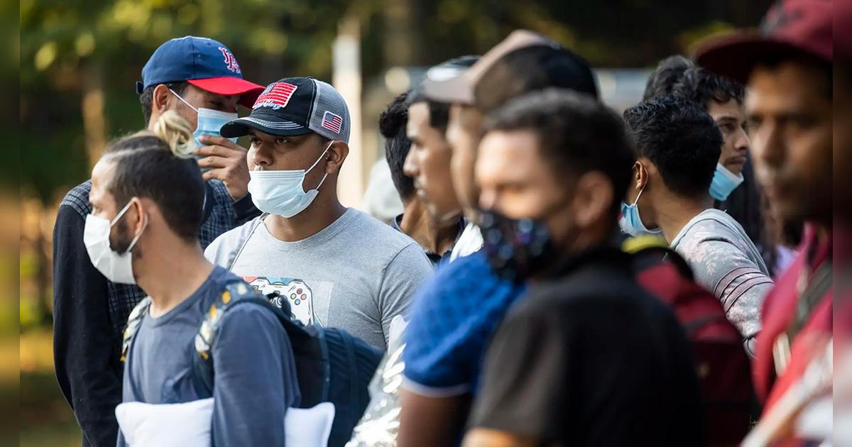 Deportación de tres venezolanos queda suspendida en Texas tras fallo judicial