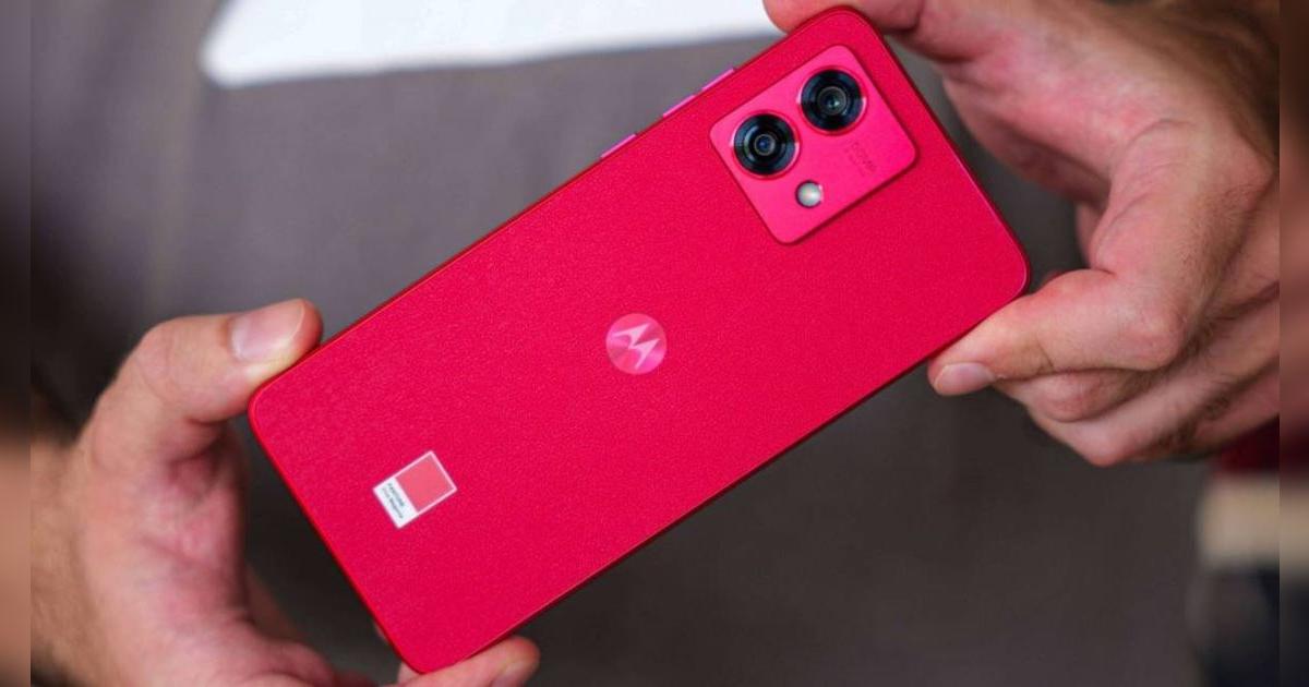 Pantalla OLED, procesador Snapdragon, 12GB de RAM y 5000 mAh: este Motorola tiene todo lo que necesitas y es barato