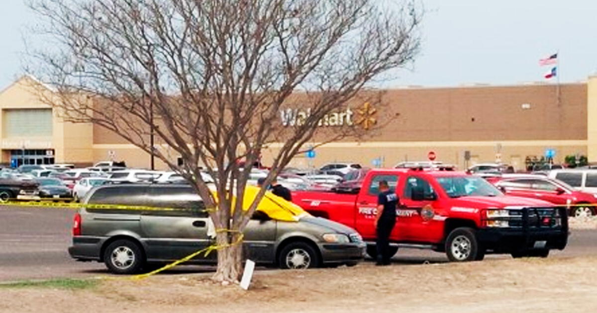 PÁNICO en estacionamiento de Walmart: hallan SIN VIDA de un hombre dentro de una camioneta