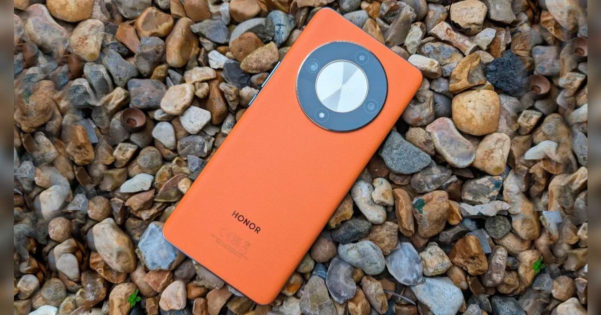 Diseño de cuero, pantalla indestructible y batería infinita: este HONOR de 2024 tiene todo lo que buscas y es barato