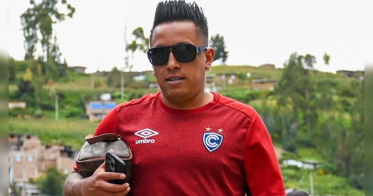 Cienciano definió el futuro de Christian Cueva tras la llegada del técnico Carlos Desio