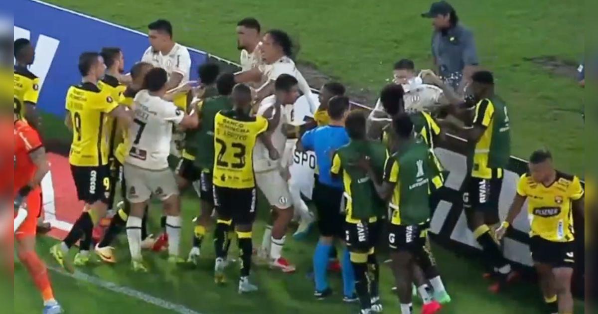 Con botellazos incluidos: Jugadores de Universitario y Barcelona SC protagonizaron intensa pelea