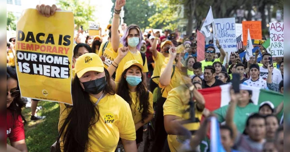 ¡Alerta en Florida! Más de 600 estudiantes pierden becas universitarias por ser indocumentados