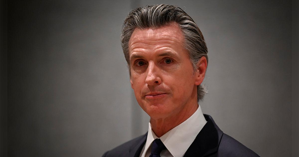 Gavin Newsom destaca un cambio clave en California, pero genera controversia y críticas