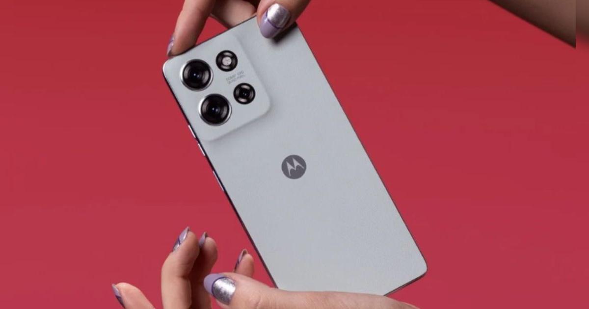 Este Motorola con 6 años de actualizaciones es RIVAL del Samsung A36: pantalla FHD, 8GB RAM y gran batería