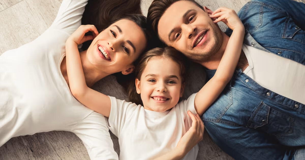 Frases para enviar por el Día de la Familia 2025: mensajes para compartir en redes sociales