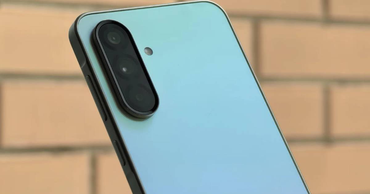 Este Samsung con procesador Snapdragon y triple cámara con IA es mejor que el Galaxy A55 y es BARATO