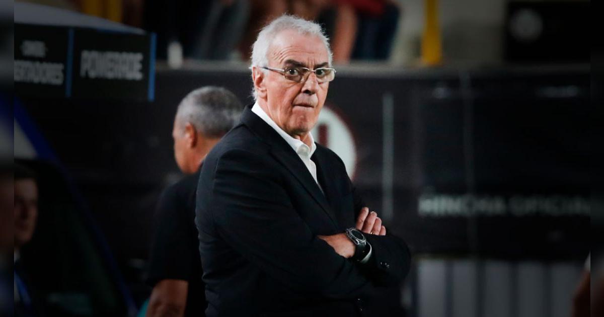 Hinchas de la 'U' estallaron contra Fossati tras la derrota ante Juan Pablo II: 