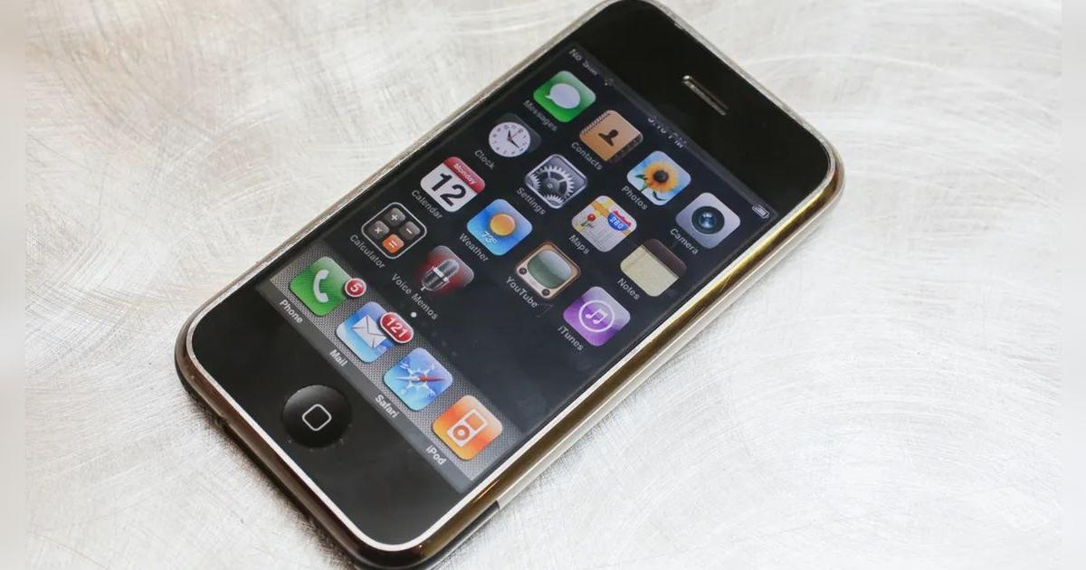 Si tienes este iPhone antiguo y original, posees un tesoro en casa: se vende hasta por 5 mil dólares