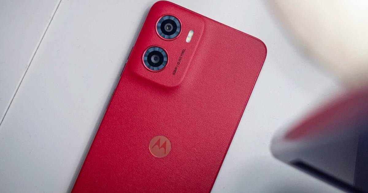 Este Motorola no es tan caro como el iPhone 16e, pero lo supera en potencia y tiene batería para 2 días
