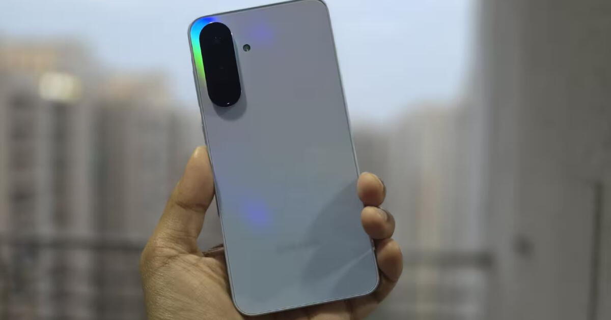 Este es el Samsung gama media económica con la mejor IA del mundo: triple cámara PRO y batería con carga rápida