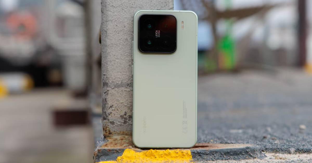 Este Xiaomi es pequeño, pero es mucho más potente que un iPhone 16 Pro: tiene triple cámara 8K, 512GB y pantalla 1.5K