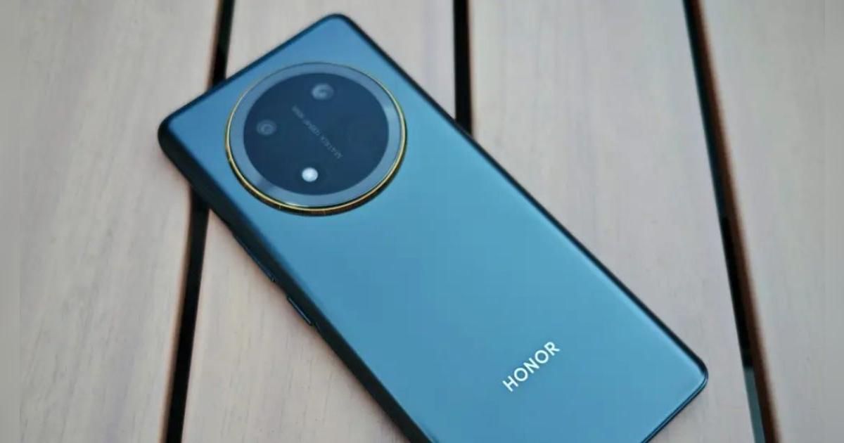 La mejor compra del 2025 no es el iPhone 16e: este HONOR la rompe con pantalla TOP, 512GB memoria y batería para 2 días