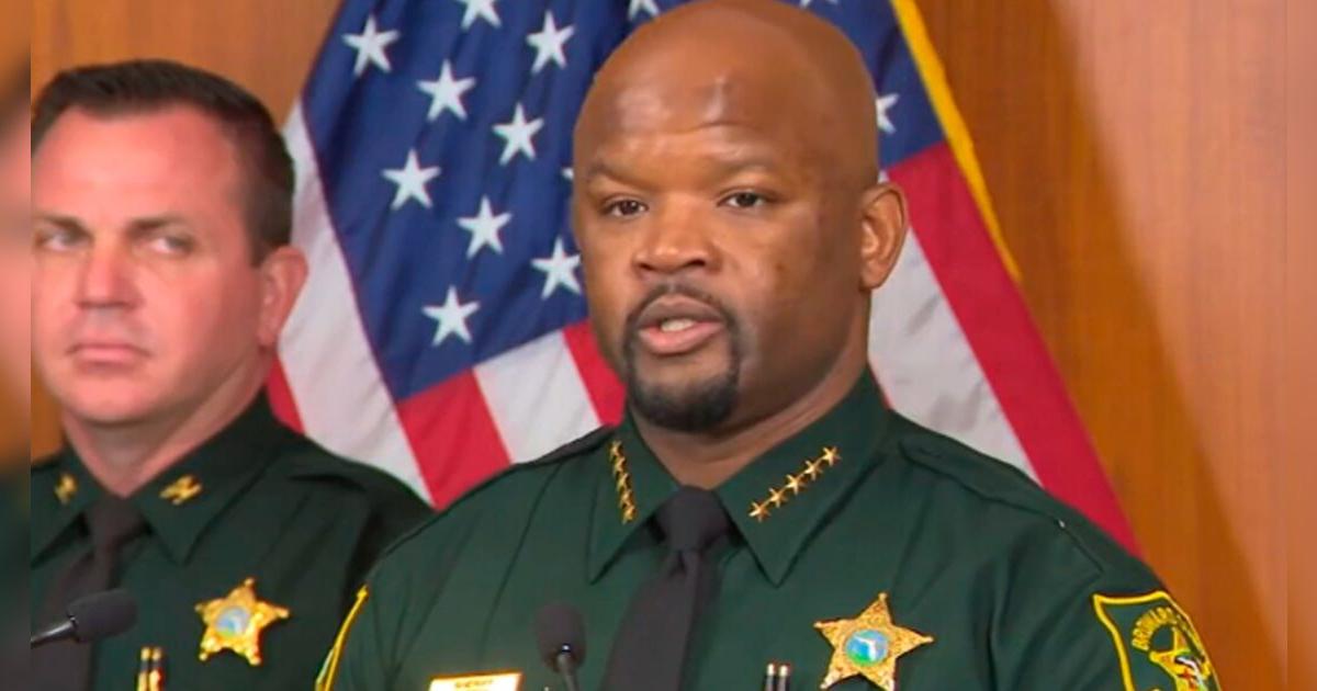 La amenaza que recibió un sheriff de Florida: le exigen colaborar con ICE o podría perder su trabajo