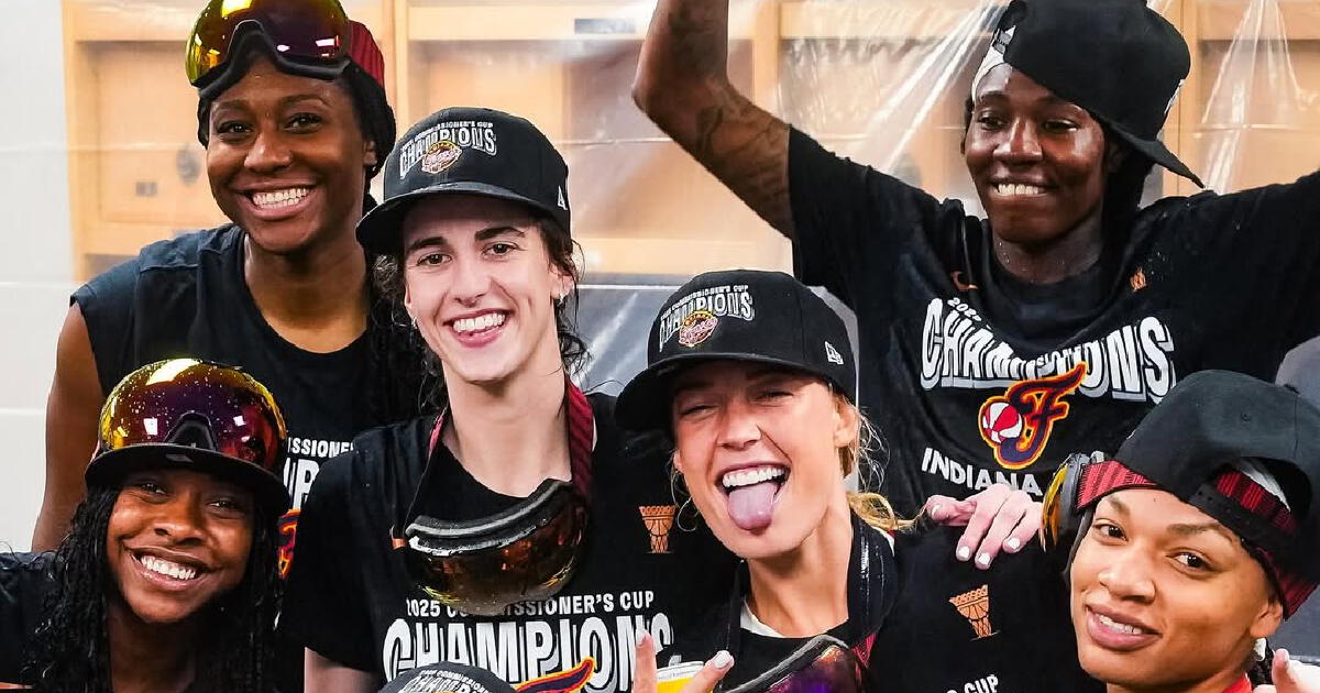 Caitlin Clark y su alocado festejo repleto de cerveza tras ganar su primer título con Indiana Fever en la WNBA 2025