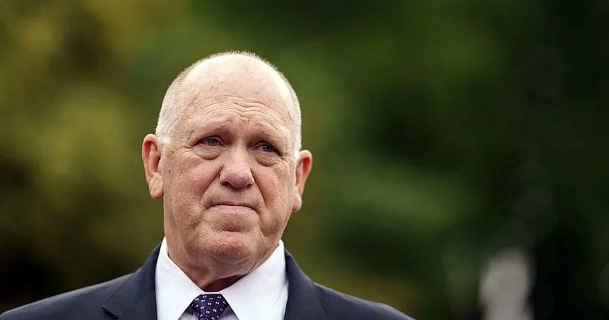 Redada en una granja de cannabis de California: el zar de la frontera respondió tras el fallecimiento de un inmigrante hispano
