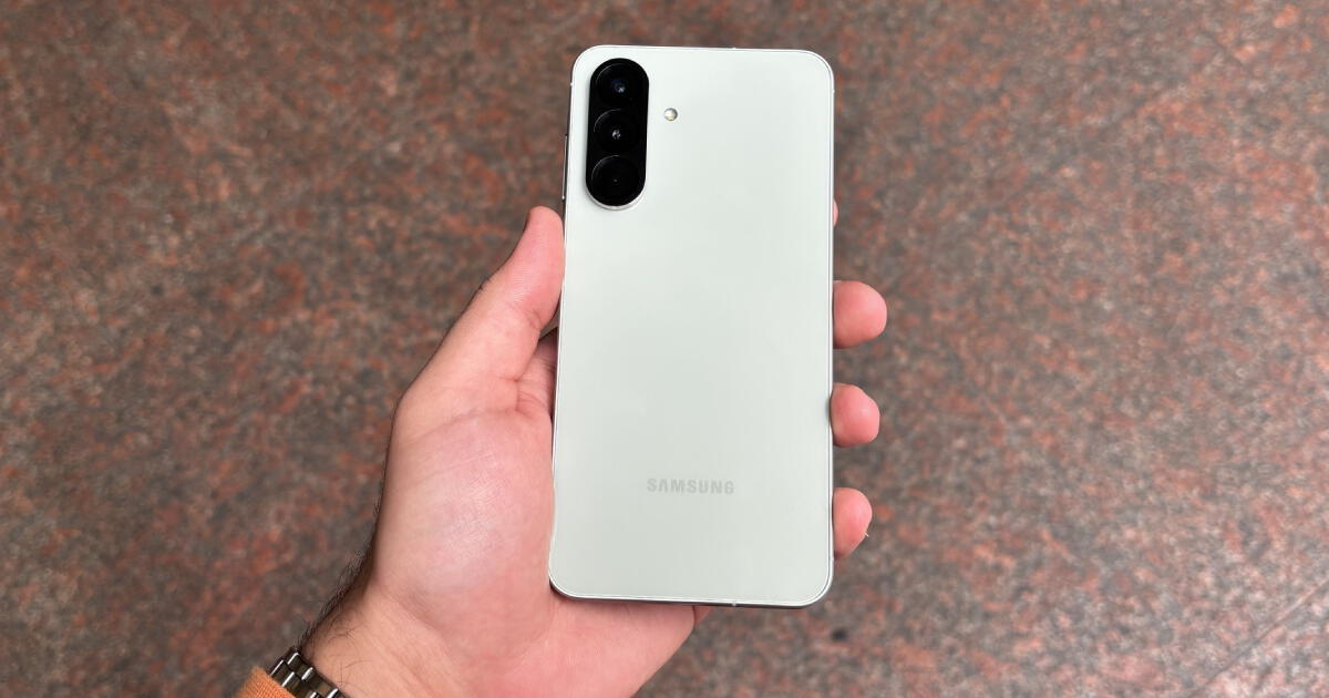 El Honor 400 Lite no logra superar a este Samsung de bajo precio, pantalla 120 Hz, inteligencia artificial y procesador gamer