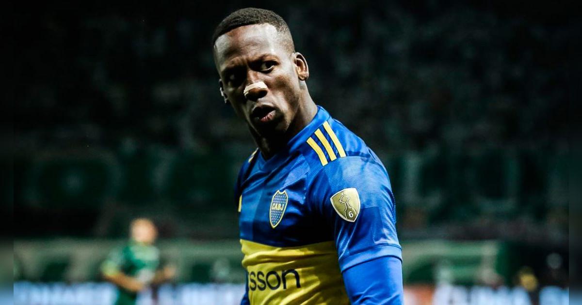 ¡Sorpresa! Luis Advíncula tomó vuelo hacia Perú y no asistió a entrenamientos de Boca Juniors